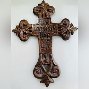 Metal look Resin Cross Wall Decor